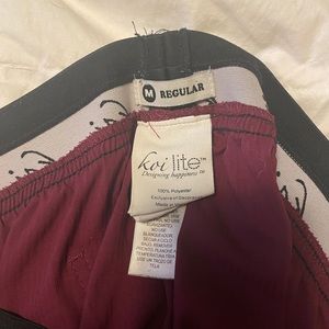 Size M Koi Lite Scrub Pants